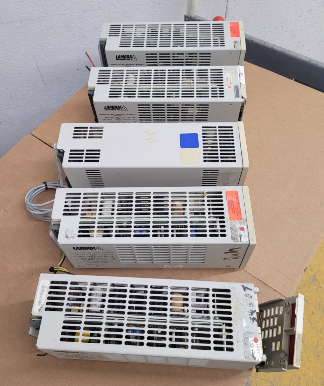 Lot of 5 Lambda Regulated DC Power Supply LLS5008, 0-8V 10A For Parts or Repair