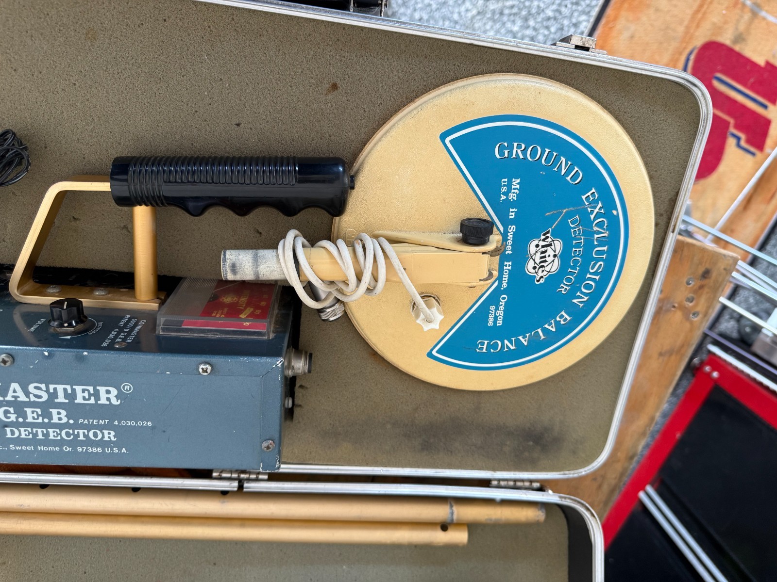 Vintage White’s Coinmaster 5000D Series 3 Metal Detector Needs Repair