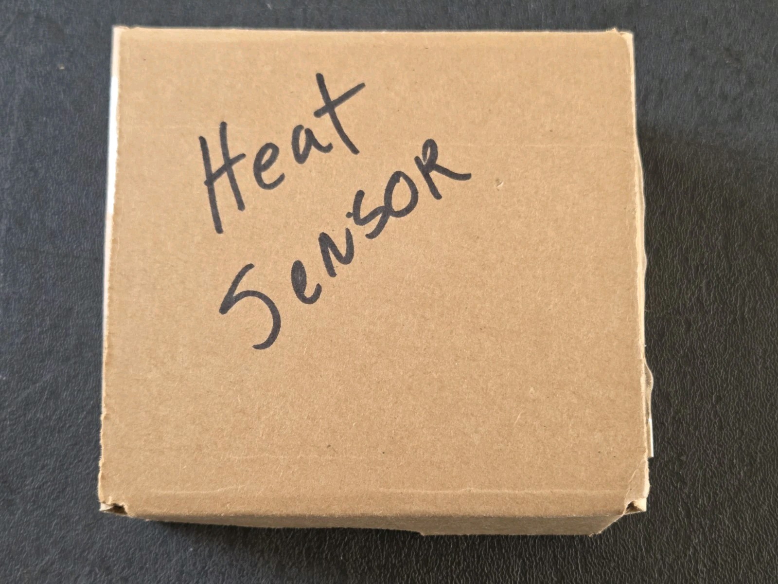 NOTIFIER FST-851R 135° FIXED TEMP W/ RATE OF RISE HEAT DETECTOR «IVORY» 28 AVAIL