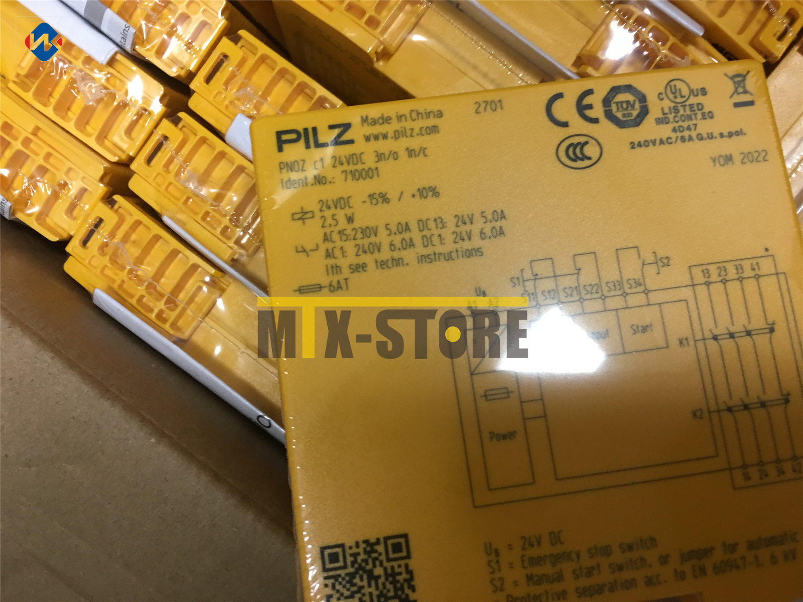 1PCS BRAND NEW ONES PIIZ PNOZ C1 24VDC 3N/O 1N/C 710001