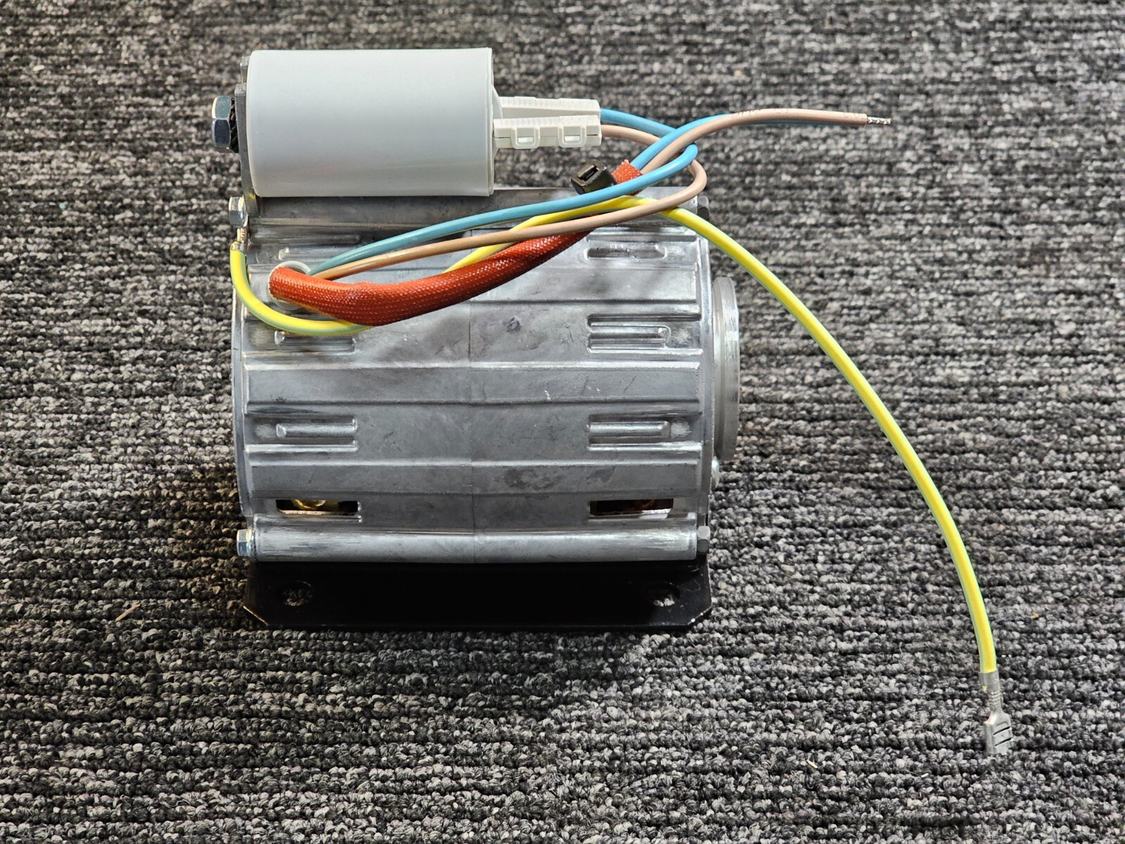 RPM S.P.A MOTOR C0137.75 230V 120W 1320/1650 RPM 50/60 HZ