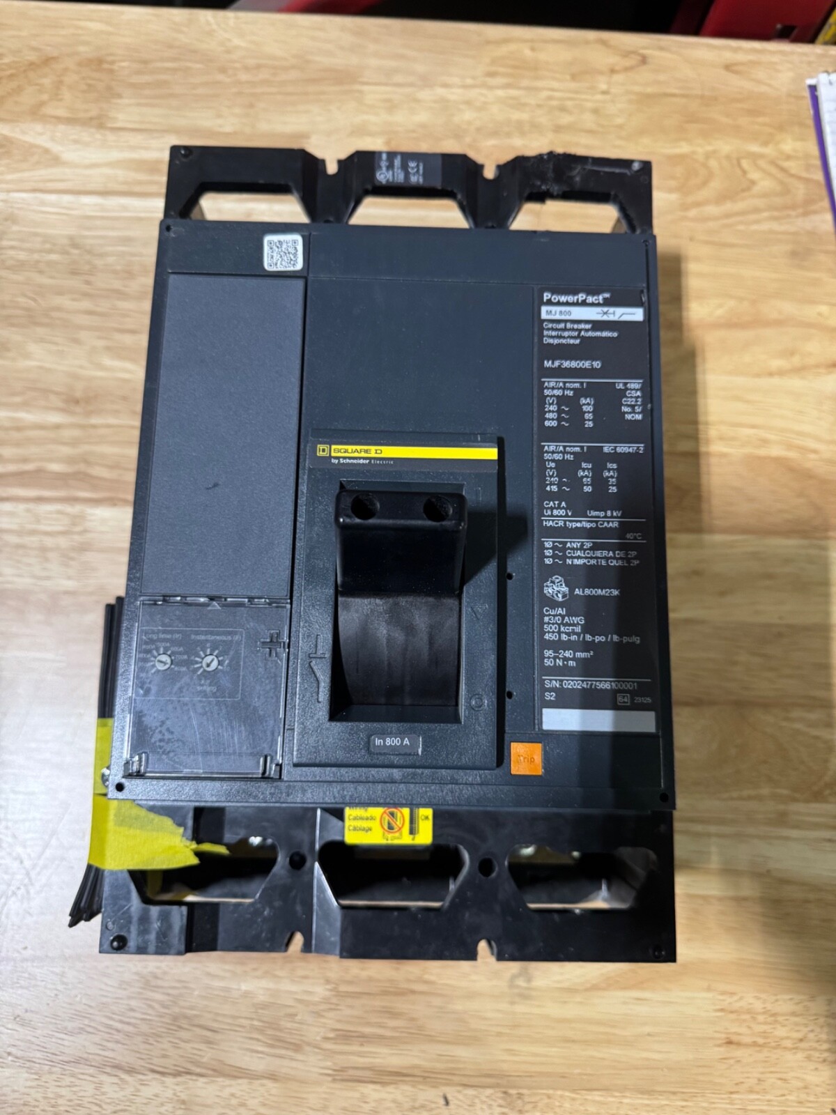 Square D MJL MJF36800E10 3 Pole 800 Amp 600V Circuit Breaker Gray Label Flawed