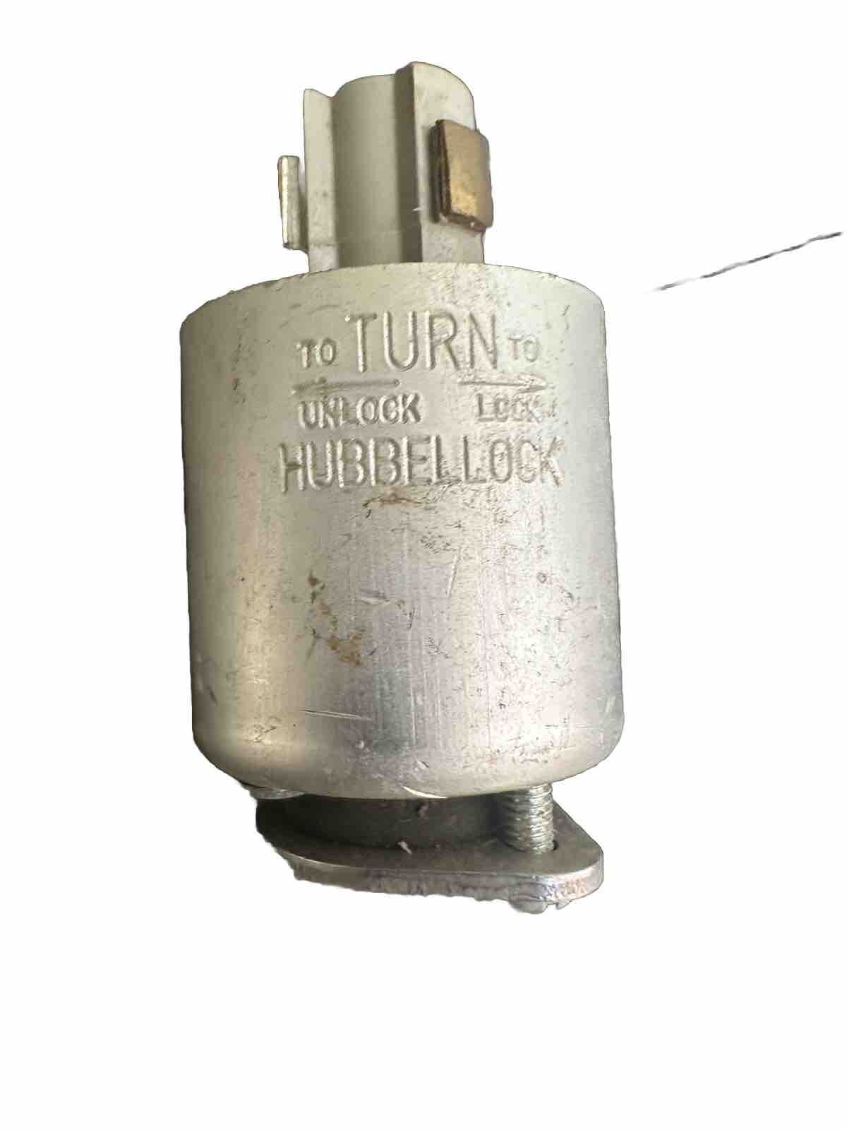 Hubbell Male Cord End Hospital Grade Twist Lock 231a