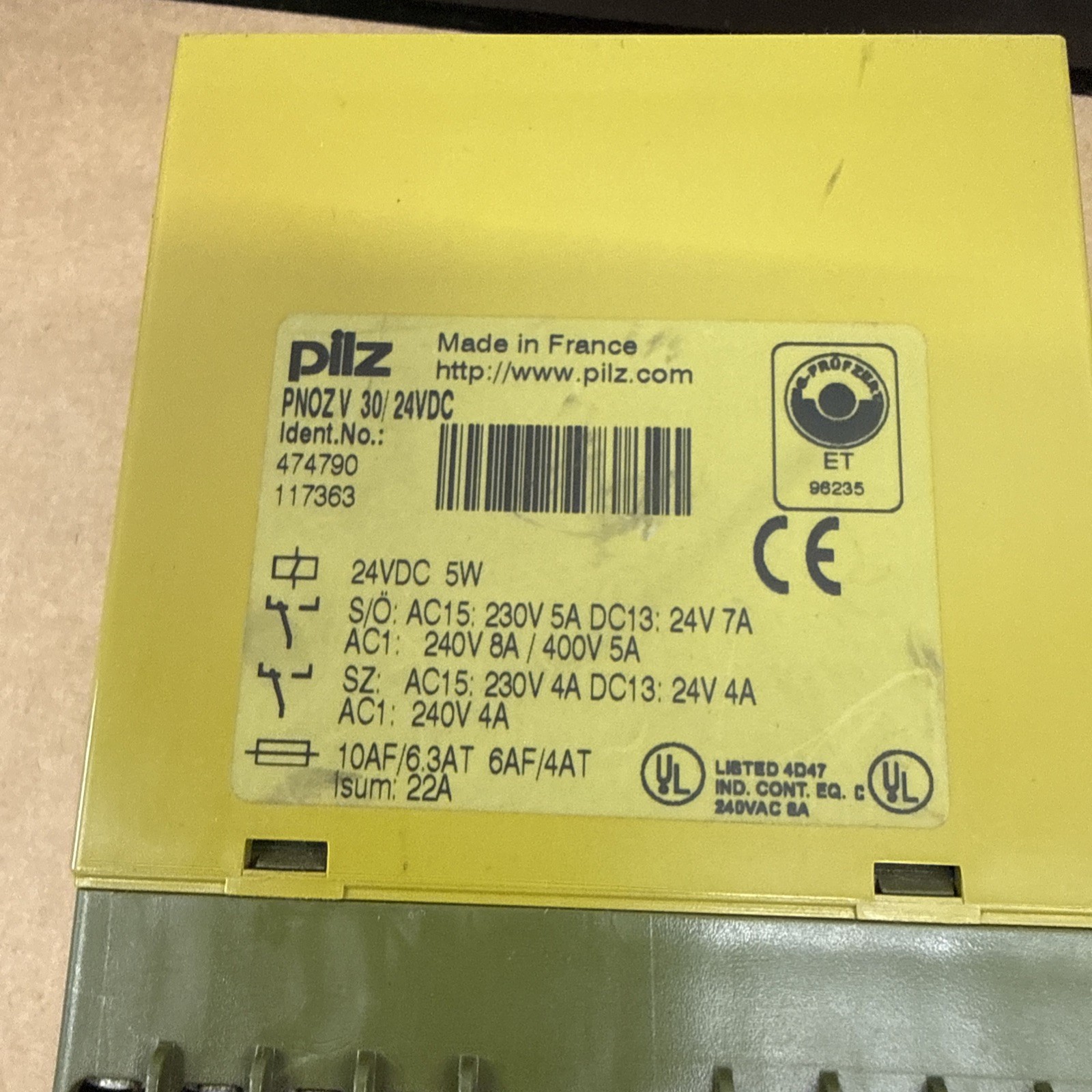 Lot Of 2- PN0ZV 30/24VDC 474790 PILZ Safety Relays
