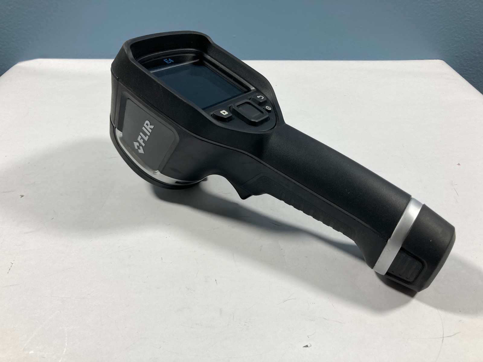 FLIR E4 Compact Thermal Imaging Camera