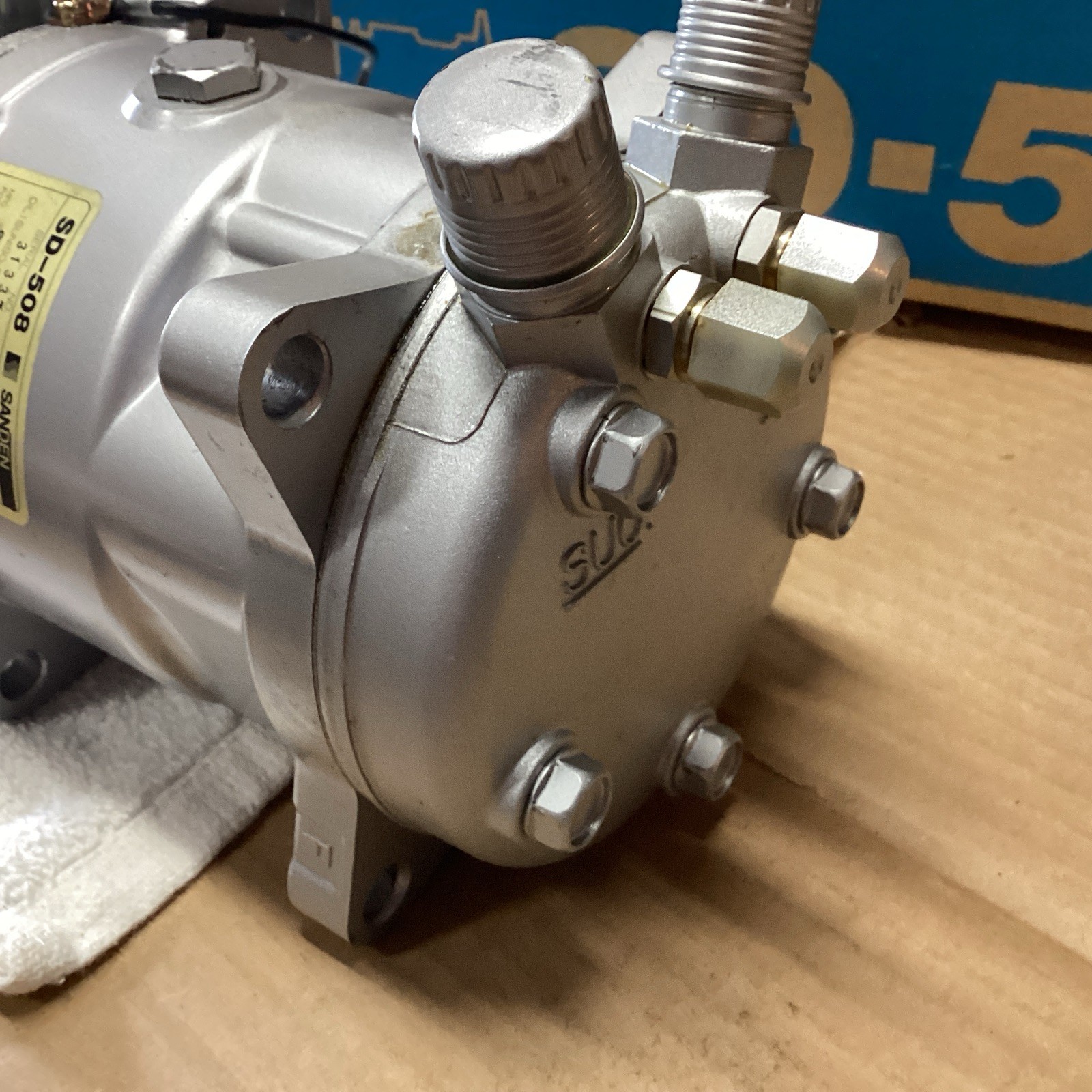 Genuine Sanden SD-5 Compressor, w/ 2 Groove Clutch – New Model 8390