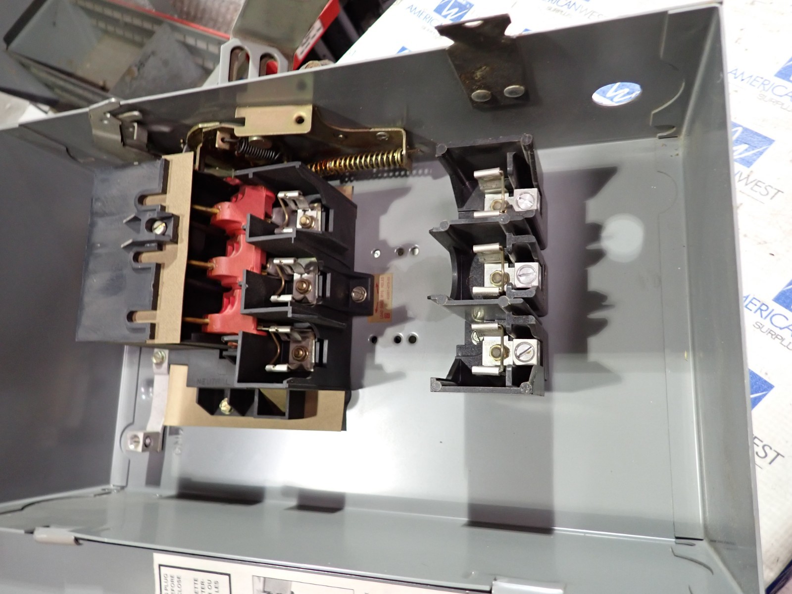 Square D PQ3603G 30 amp 600 volt Fusible 3 Phase 3 Wire Busway Switch BP566