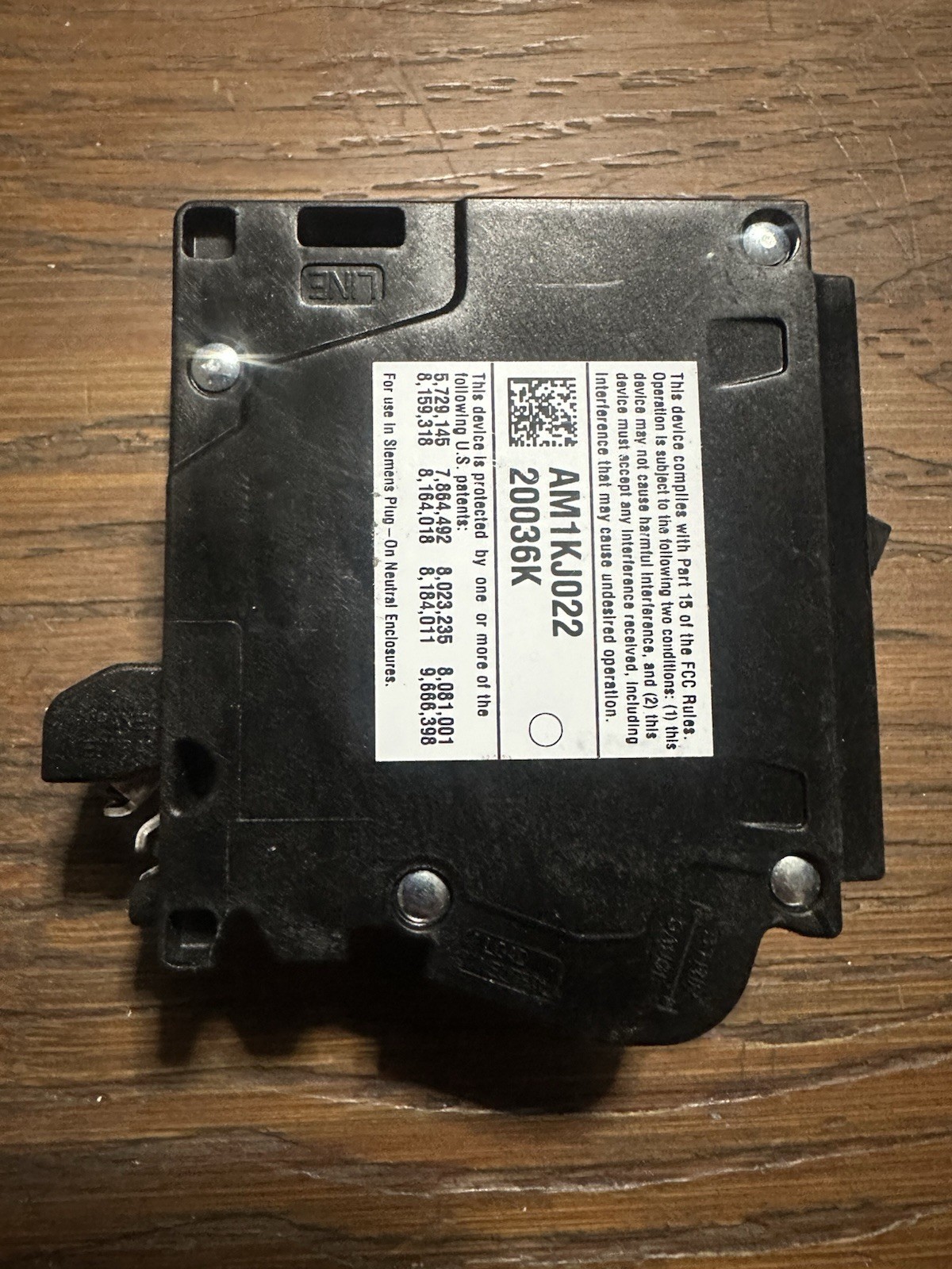 Siemens Q115DFN 15A 120V Plug-In Circuit Breaker