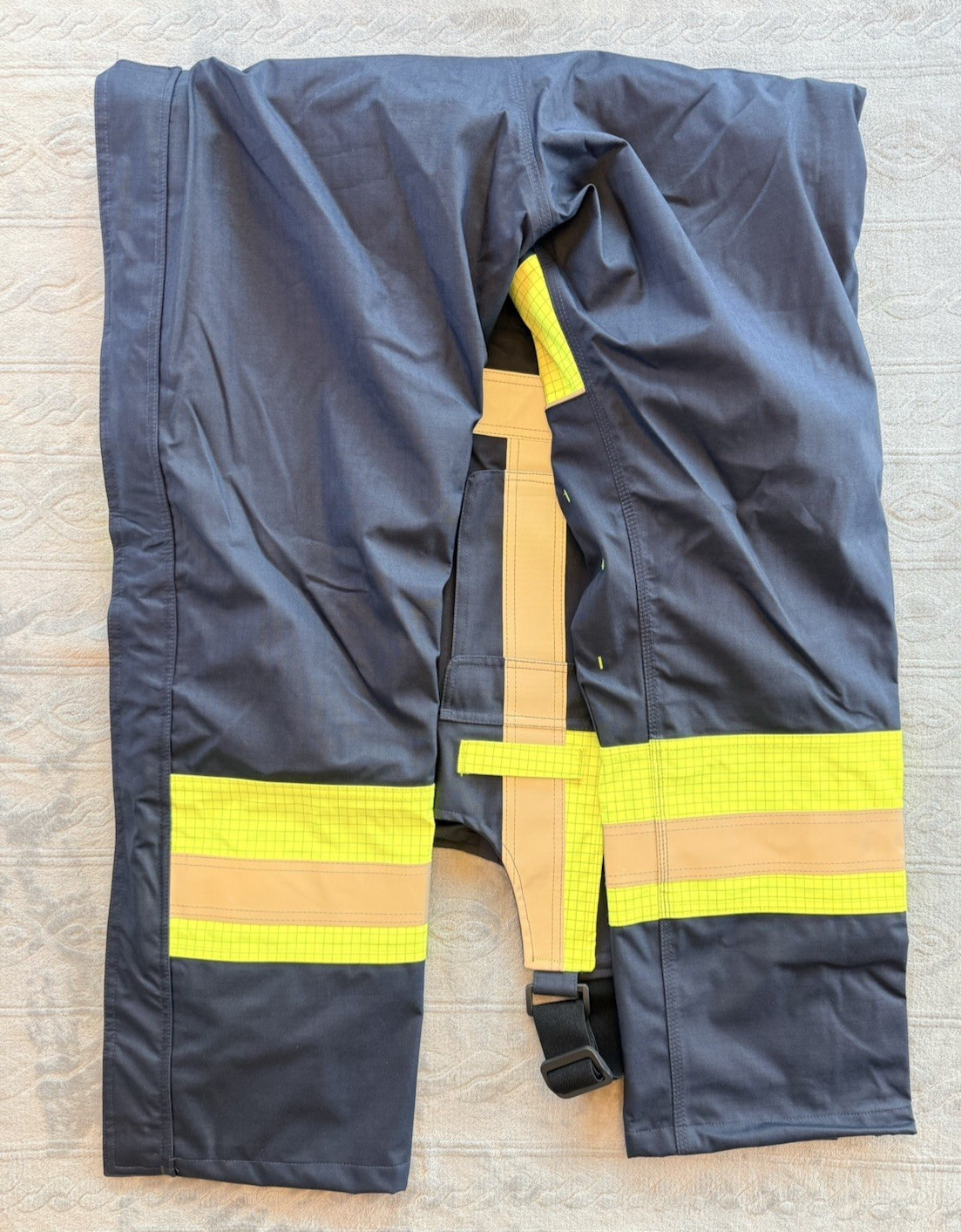 NWOT Kontra CAT 3 FR Arc Flash Bib Overalls Medium 30 Cal Hi Vis Water Resistant