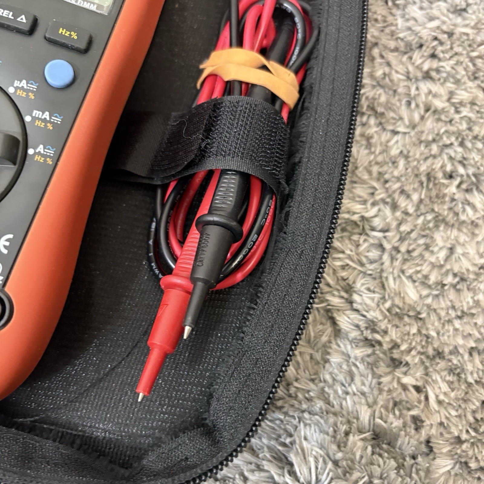 AMES DM1010 Professional Commercial and Residential Multimeter w/ Case