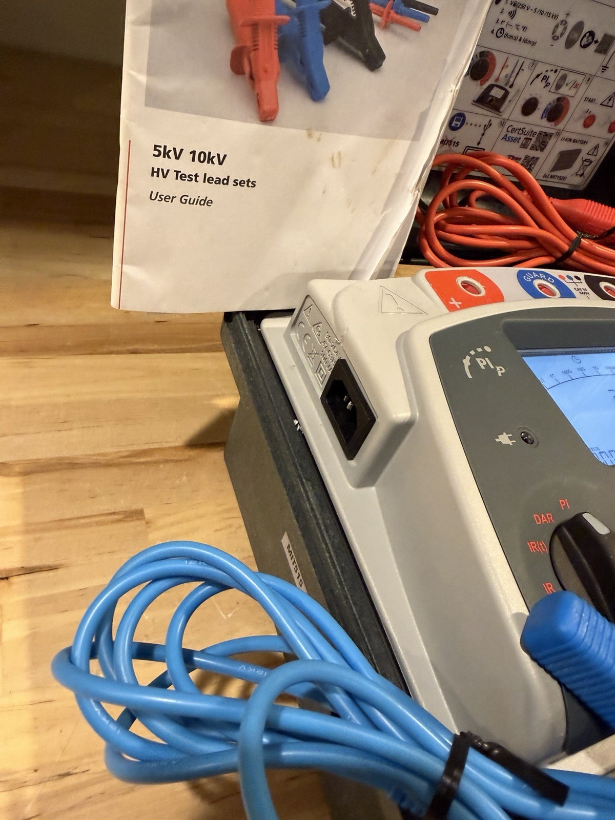 MEGGER MIT515 5KV INSULATION TESTER W/ LEADS & CHARGER (TESTED) FREE SHIPPING