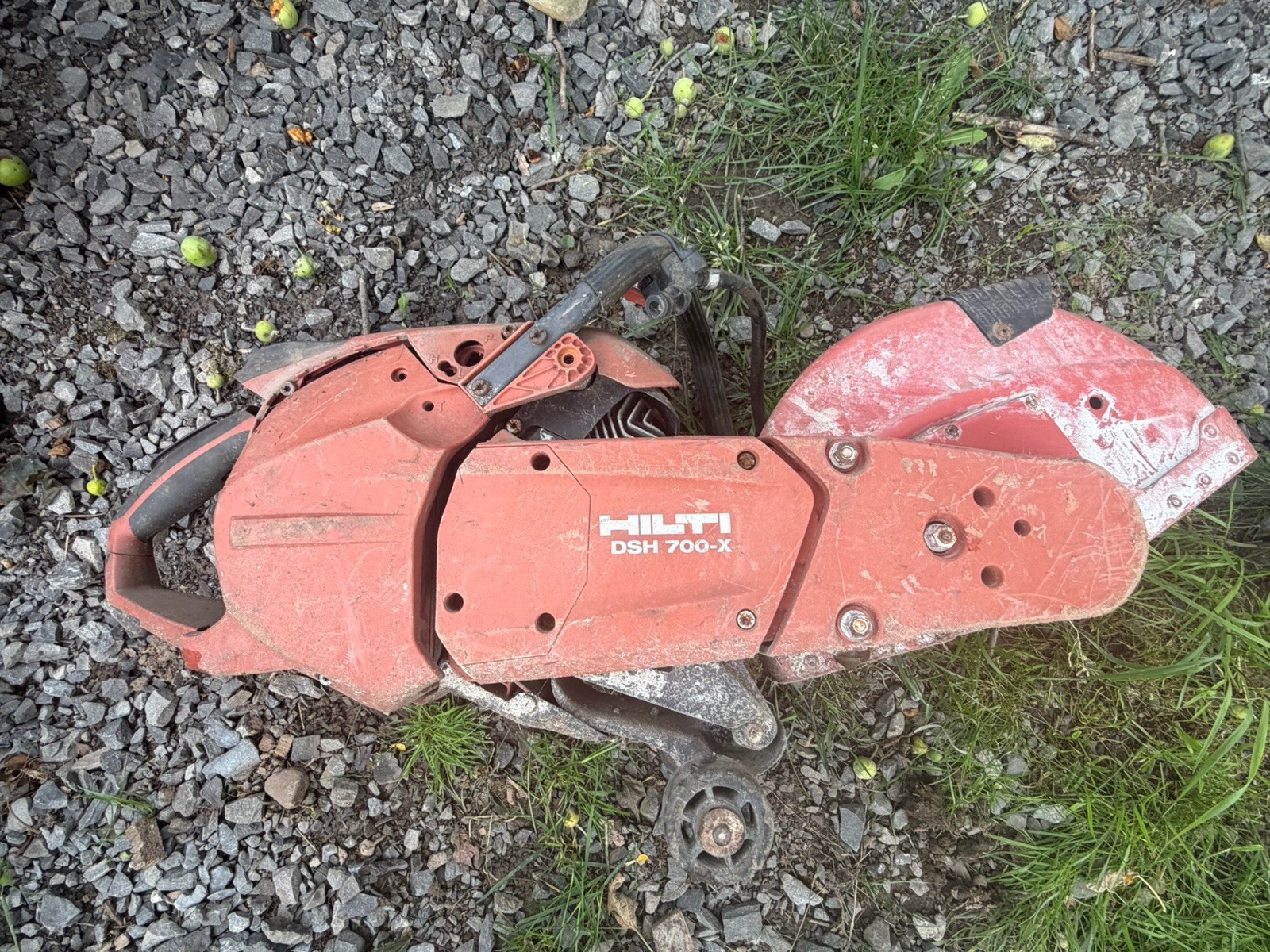 Hilti DSH 700-X Handheld Cut-Off Gasoline Concrete Saw 14» Max Blade Diameter