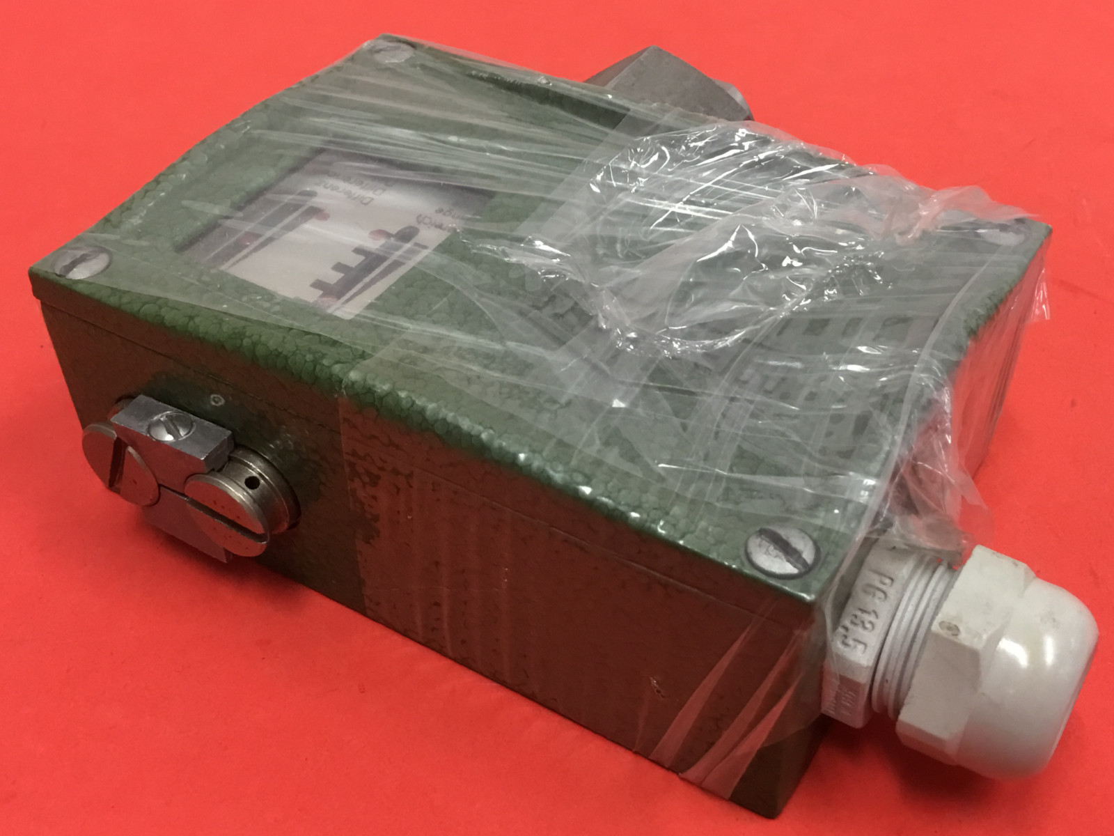 HERION – #08035 11 – Pressure Switch – NEW