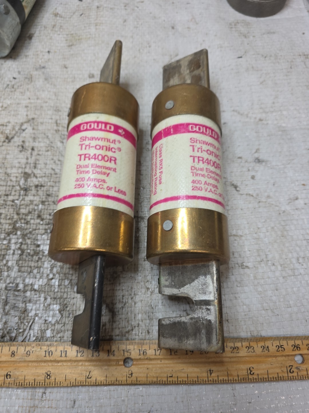 LOT OF 2 -TR400R Gould Shawmut Tri-onic 400A Fuse Class RK5 250V, TESTED- (CF6N)