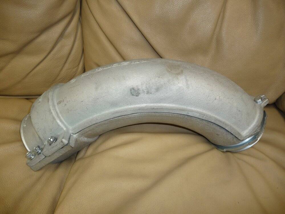 Oz-Gedney AC-400 AC FMC Flex Conduit 90 Degree 4″ Connector New