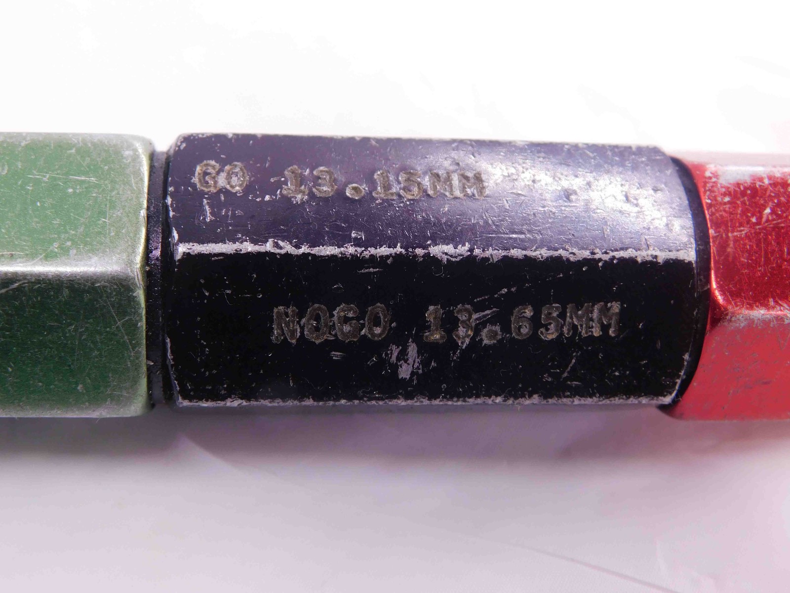 13.150 & 13.650 CL X mm PIN PLUG GAGE GO NO GO 13.000 +.150 13 .5374 13.15 13.65