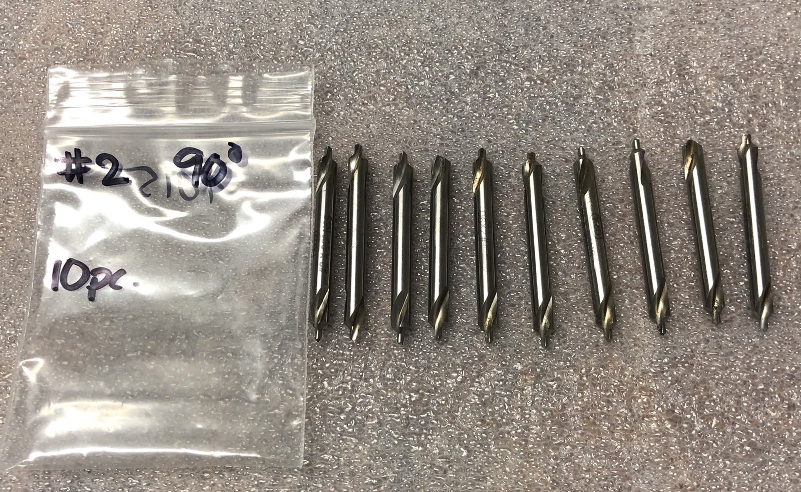 LOT OF CENTER DRILL BITS 20 #2 90 DEGREE, 15 #0 600 DEGREE, 7 #2 60 DEGREE
