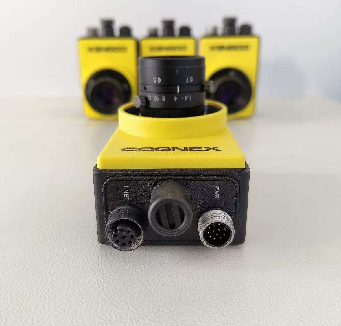 COGNEX IS7200-11 IN-SIGHT VISION SYSTEM CAMERA 825-0347-1R UPS Express （1pcs）