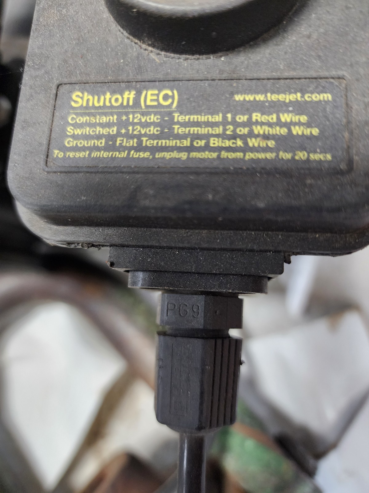 TeeJet 3 Valve 490 Shutoff Manifold