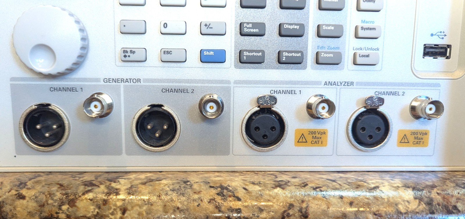 U8903B 10Hz – 1.5MHz Audio Analyzer Keysight