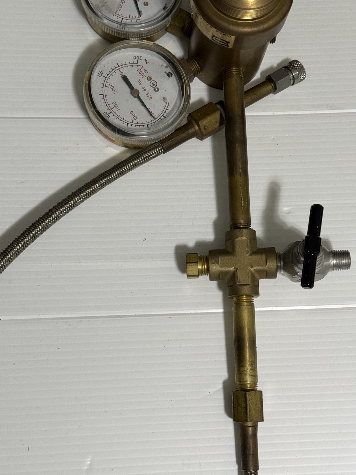 Harris 8700-1500-677 Ar, He, N2 High Delivery Pressure Regulator PN: 3200320