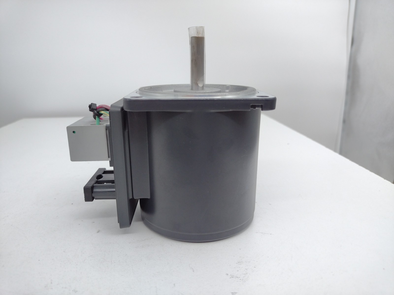 *** Oriental Motor 4IK25A-AW2TU Induction Motor 4IK25A-AW2TU 25W 110VAC 1450RPM