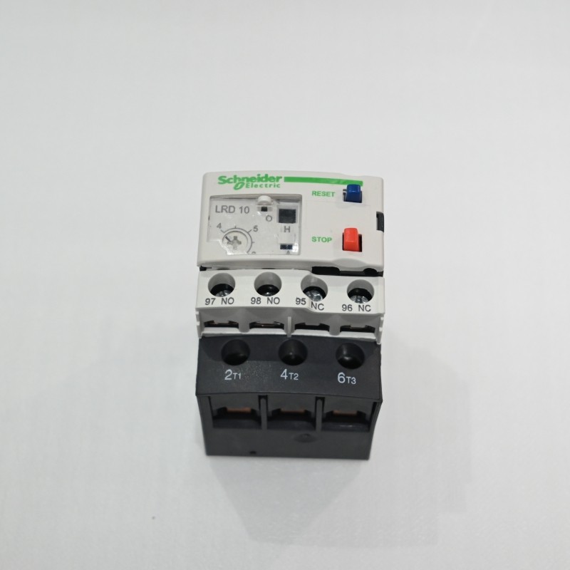 LRD10 1PC New Schneider TeSys Deca thermal overload relay 4 to 6 A class 10A
