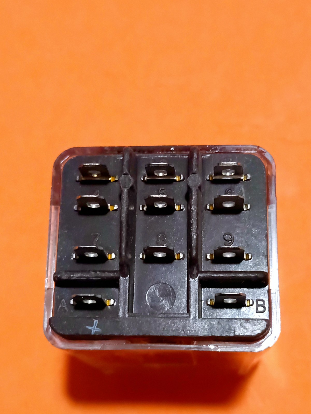 2 PCS AMF POTTER & BRUMFIELD KU-4735-1 6VDC GENERAL PURPOSE RELAY 1/3HP AT 120V