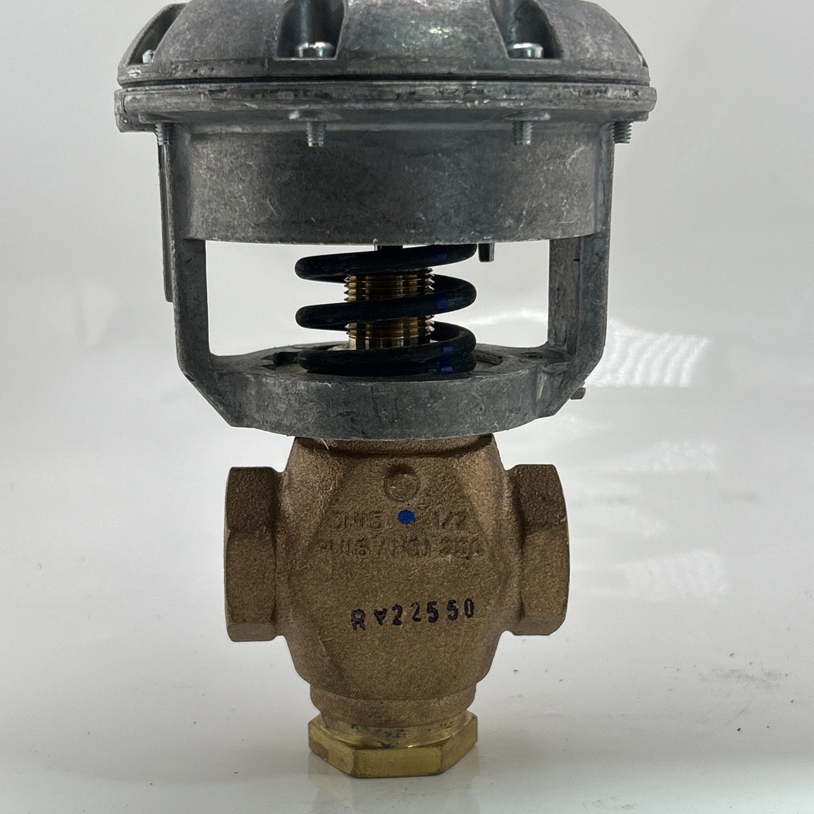 SEE Johnson Controls Actuated Valve, VG7842GT / V-3000-8012 CV4.6 T284F RY12122