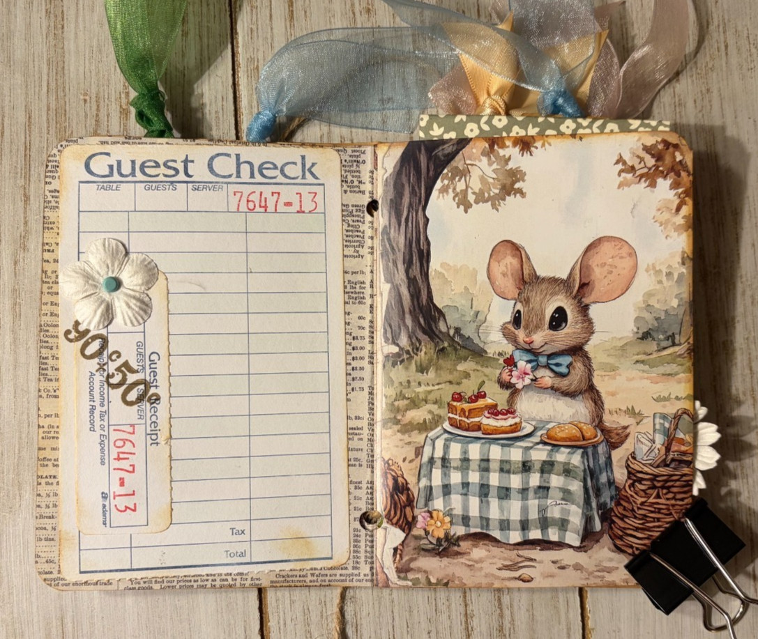 Junk Journal Handmade Booklet Book Vintage «Forest Animals» Pockets, Ephemera