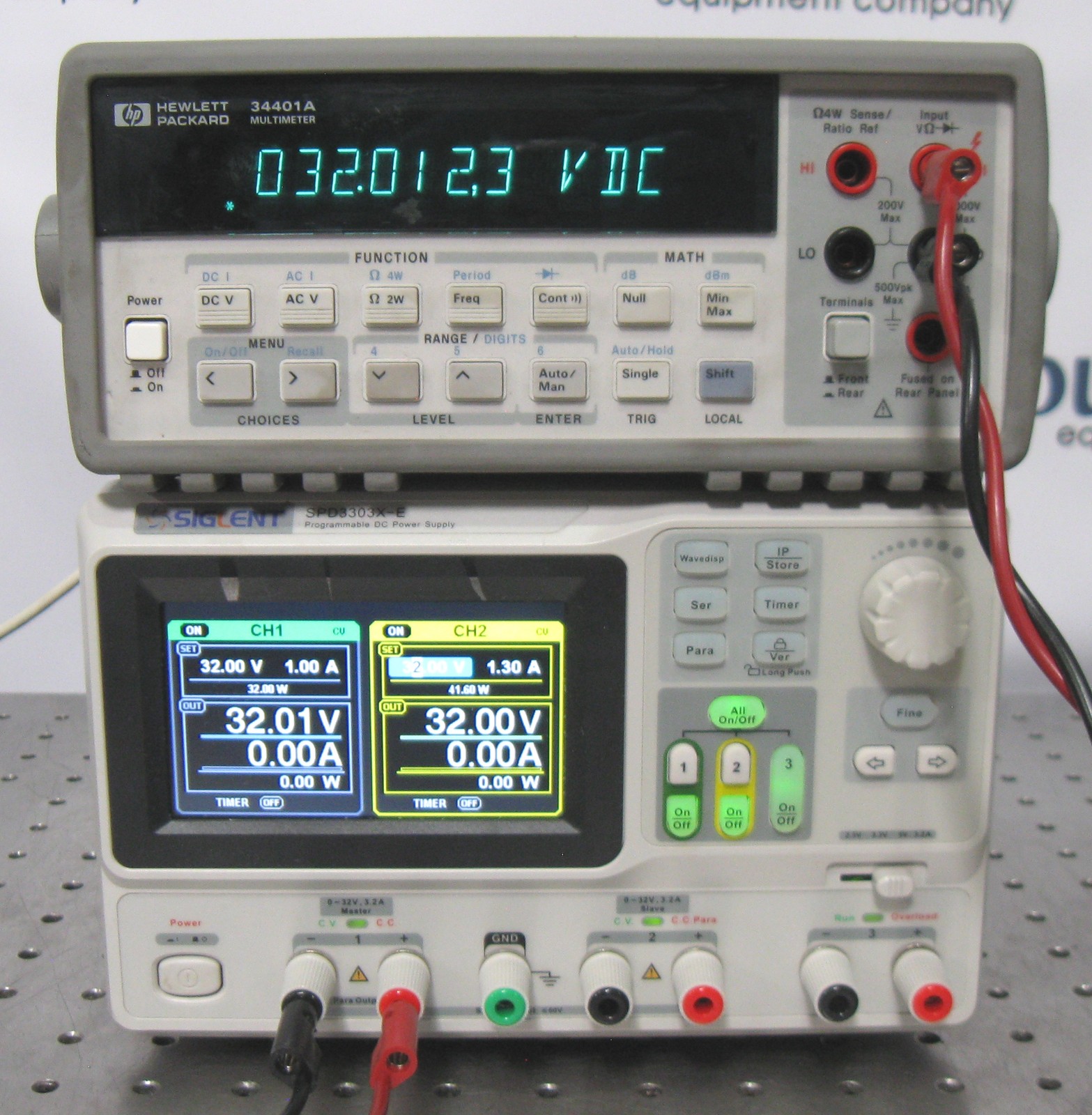 C203193 Siglent SPD3303X-E Prog’ DC Power Supply (Dual 0-32VDC+2.5/3.3/5V, 3.2A)