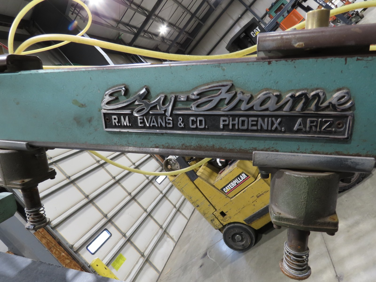 RM Evans Ezy Frame 4’x 12′ Face Frame Assembly Pneumatic Clamp Table 45°