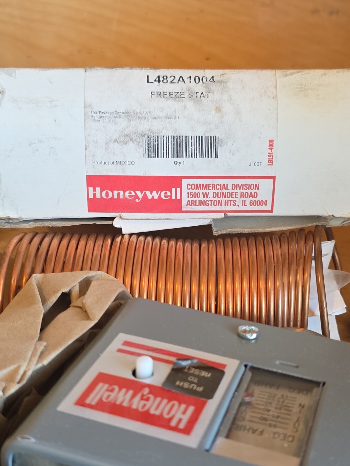 Honeywell L482A1004 Freeze Stat; 2 SPST 1 NO 1 NC, 15F to 55F, 20 Foot Tube NEW