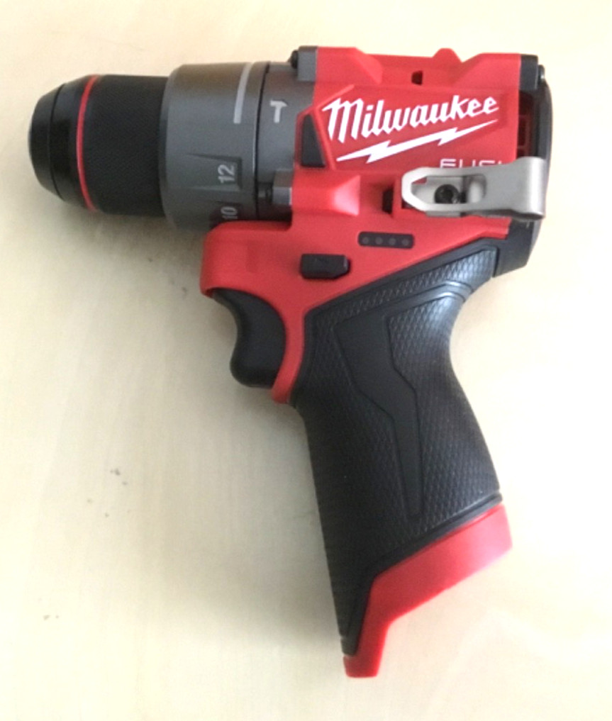 Milwaukee M12 12v FUEL 1/2 Brushless Hammer Drill with 4.0 Battery Bundle Kit