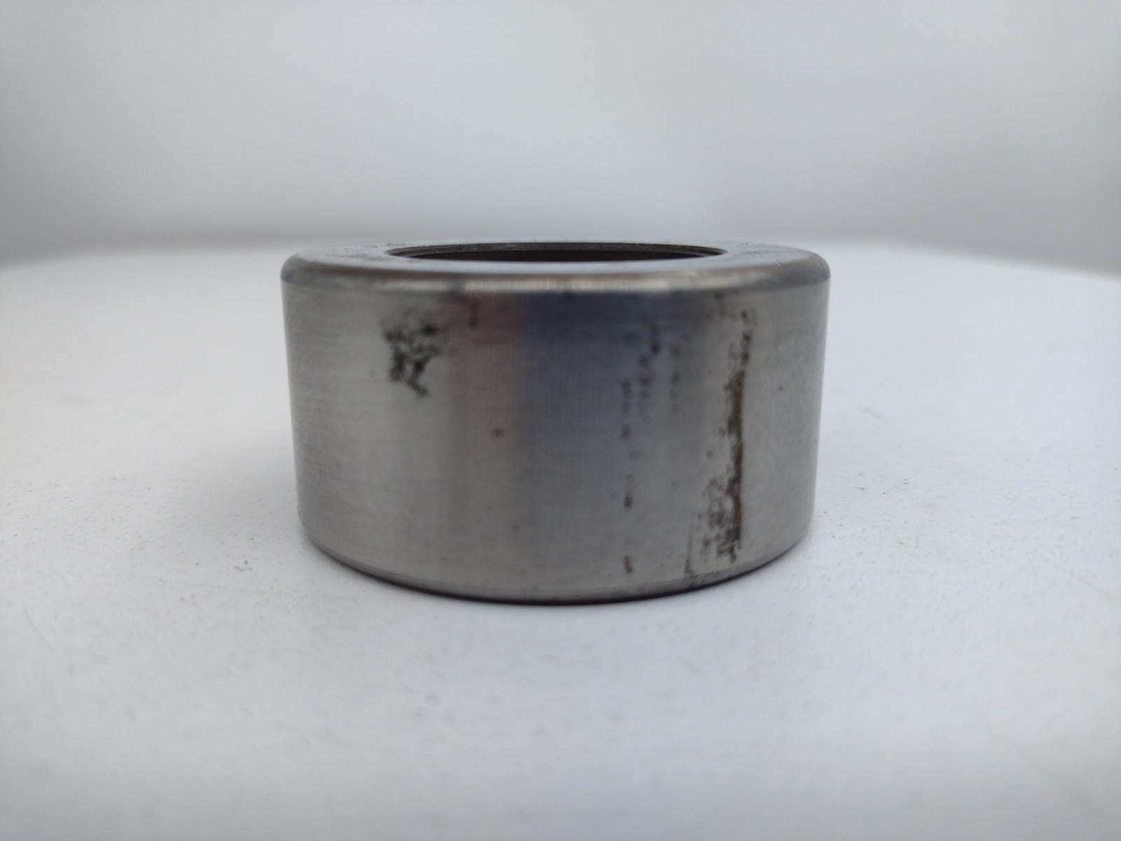 *** RBC Bearings SRF40 Flat Yoke Roller Bearing 2-inch Roller Diameter