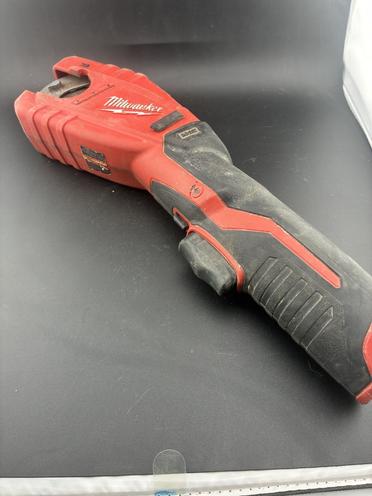 Milwaukee 2471-20 M12 Cordless Copper Tubing Cutter – Red