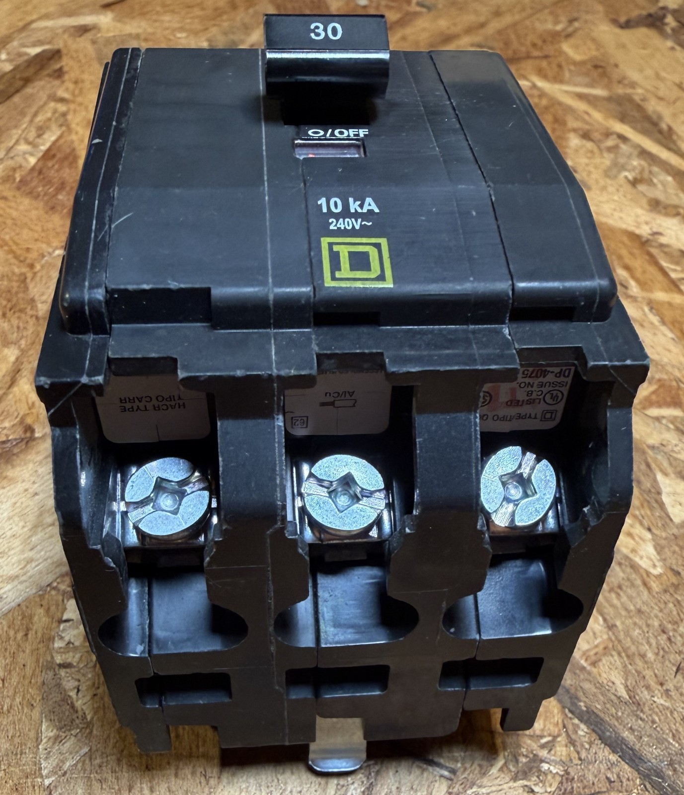 Square D QOB330 Miniature Circuit Breaker
