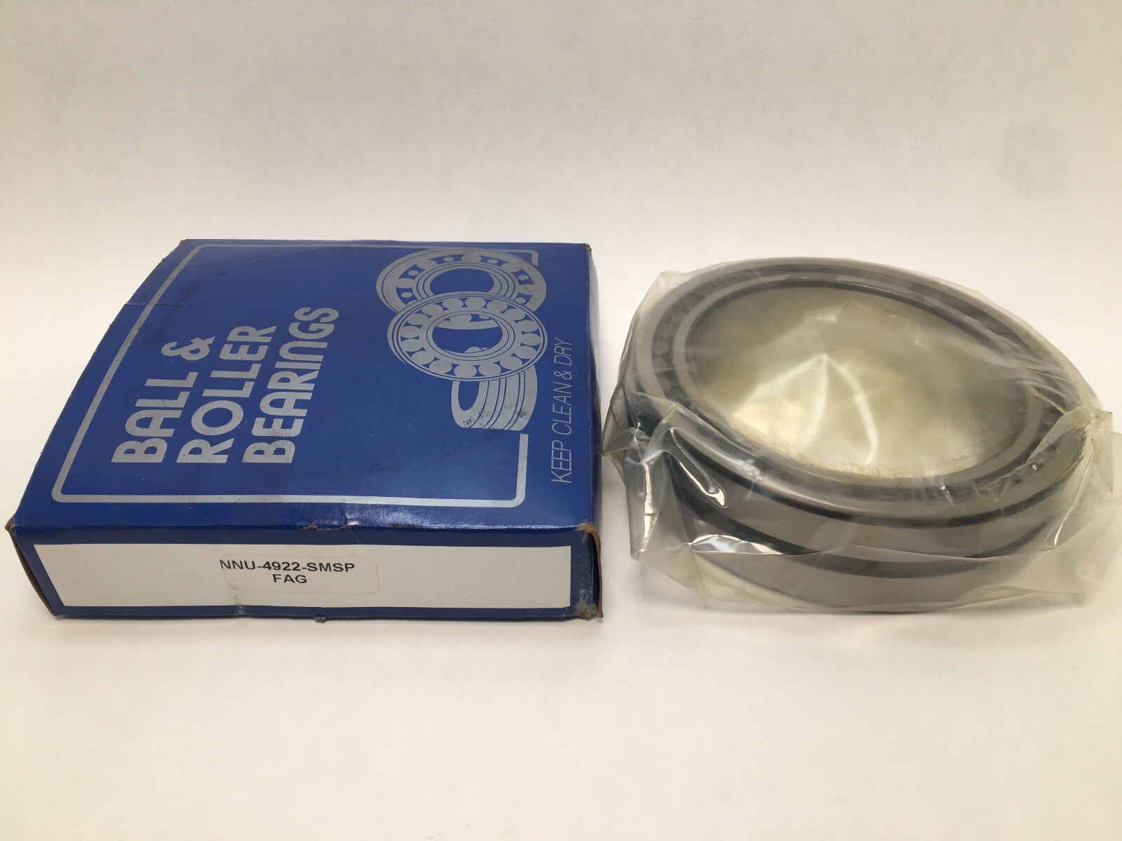 FAG NNU4922SM.SP Bearing 110x150x40 mm NNU4922 NNU-4922-S-M-SP W33 Germany