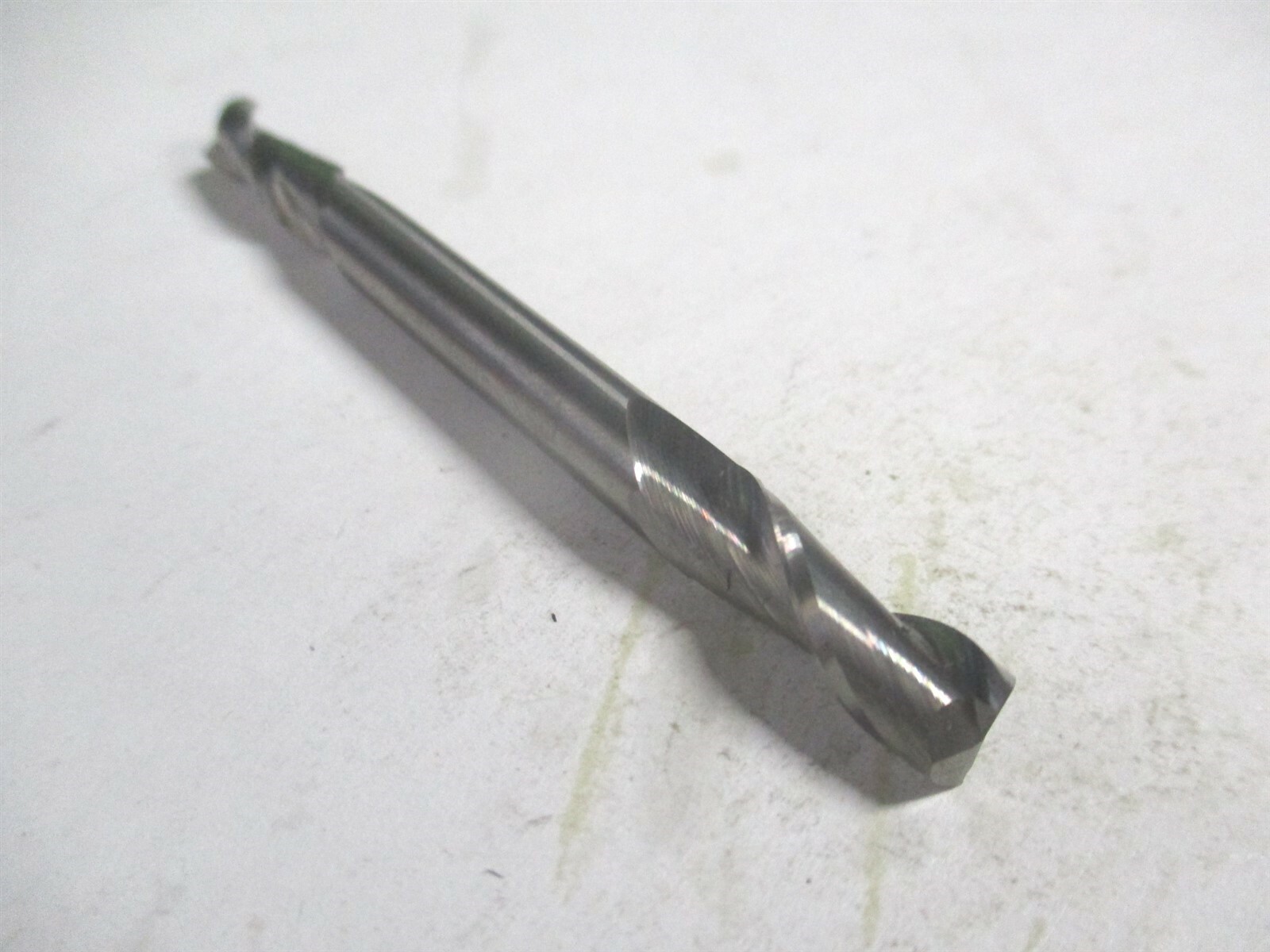 (E599924311) 1/4″ x 5/8″ x 1/4″ x 3″ OAL Solid Carbide 2 Flute Square End Mill