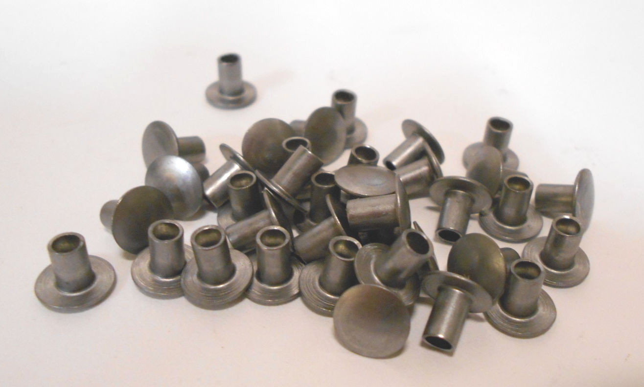 Lot of 200 STEEL SEMI TUBULAR ROUND HEAD RIVETS 3.6 mm / .14″ X 6.80 mm / .267″