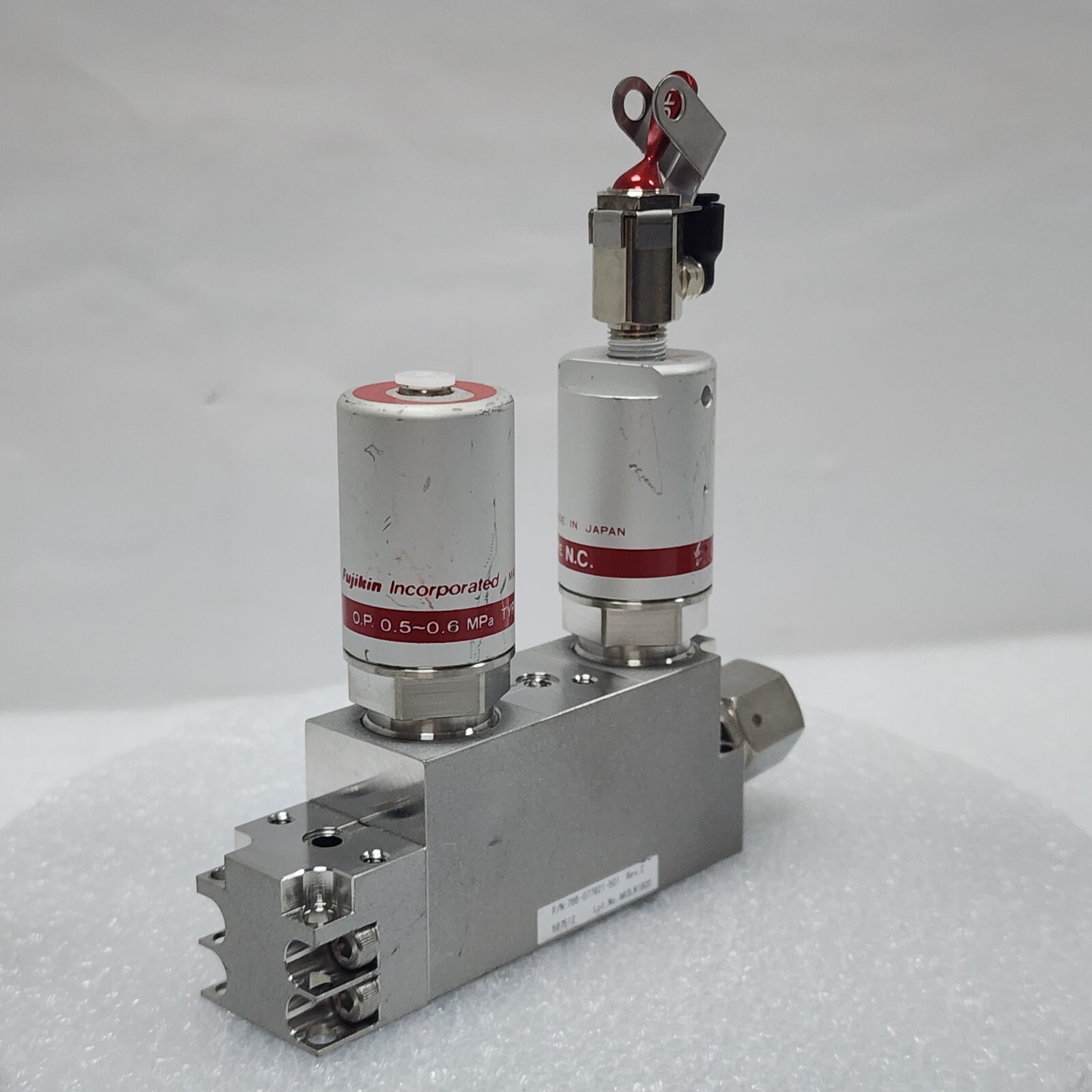 Lam 766-077821-501 Rev C, Fujikin 0.P. 0.5-0.6 MPa, Type NC Assy,Jp,_96973
