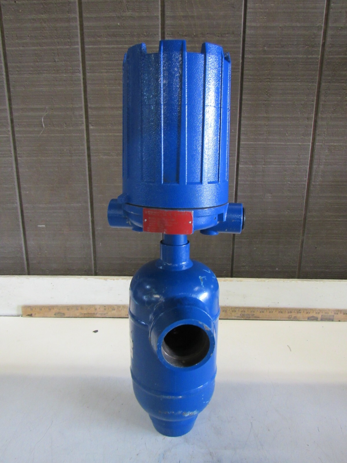 MAGNETROL C75-2D30-8NB LEVEL SWITCH 2″ SOCKET WELD NEW SURPLUS !! MAKE OFFER