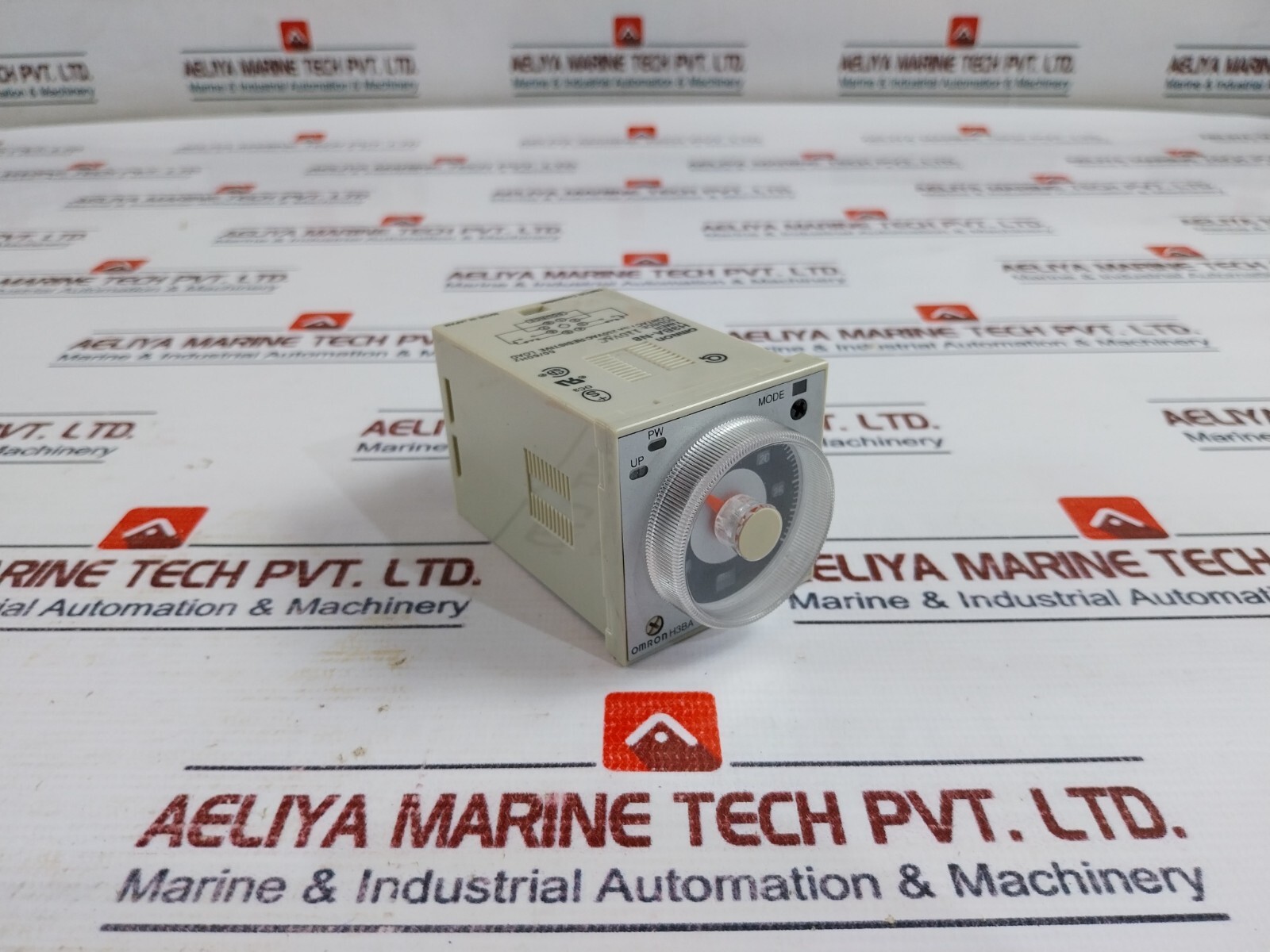 OMRON H3BA-N8 Solid State Timer Module 0-30Min 110VAC 50/60 Hz
