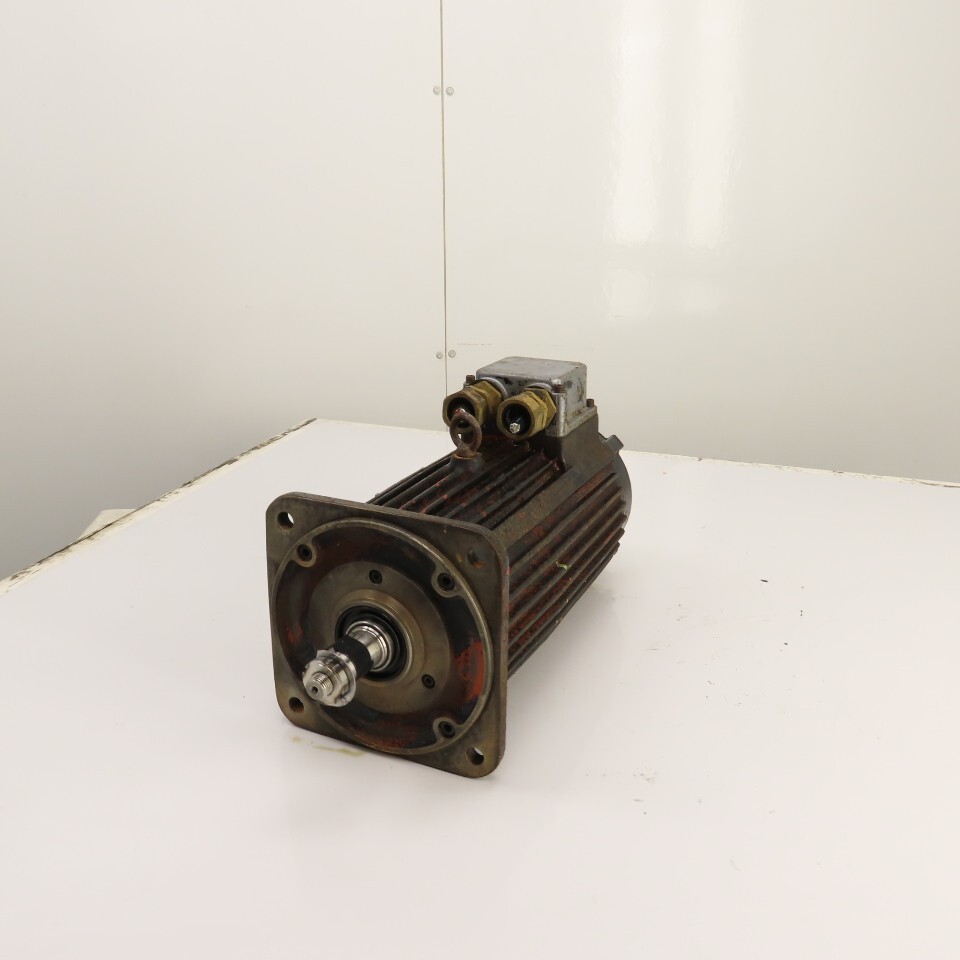 Okuma BL-120E-20T 2.4kW AC Servo Motor 2000RPM164V 12.1A 4-Pole W/Encoder Tested