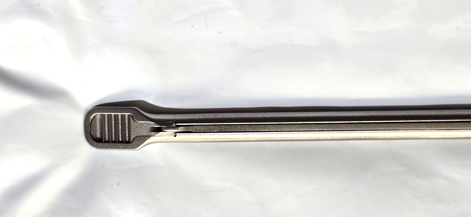 Stryker Conquest Arthroscopic Grasping Forceps 3.4mm Angle Up