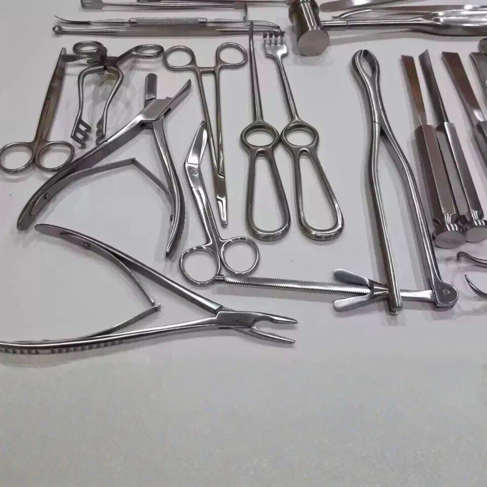 Basic Orthopedic Surgery Instrument Set 25 Pcs Stainless Steel Surgical Kit Box