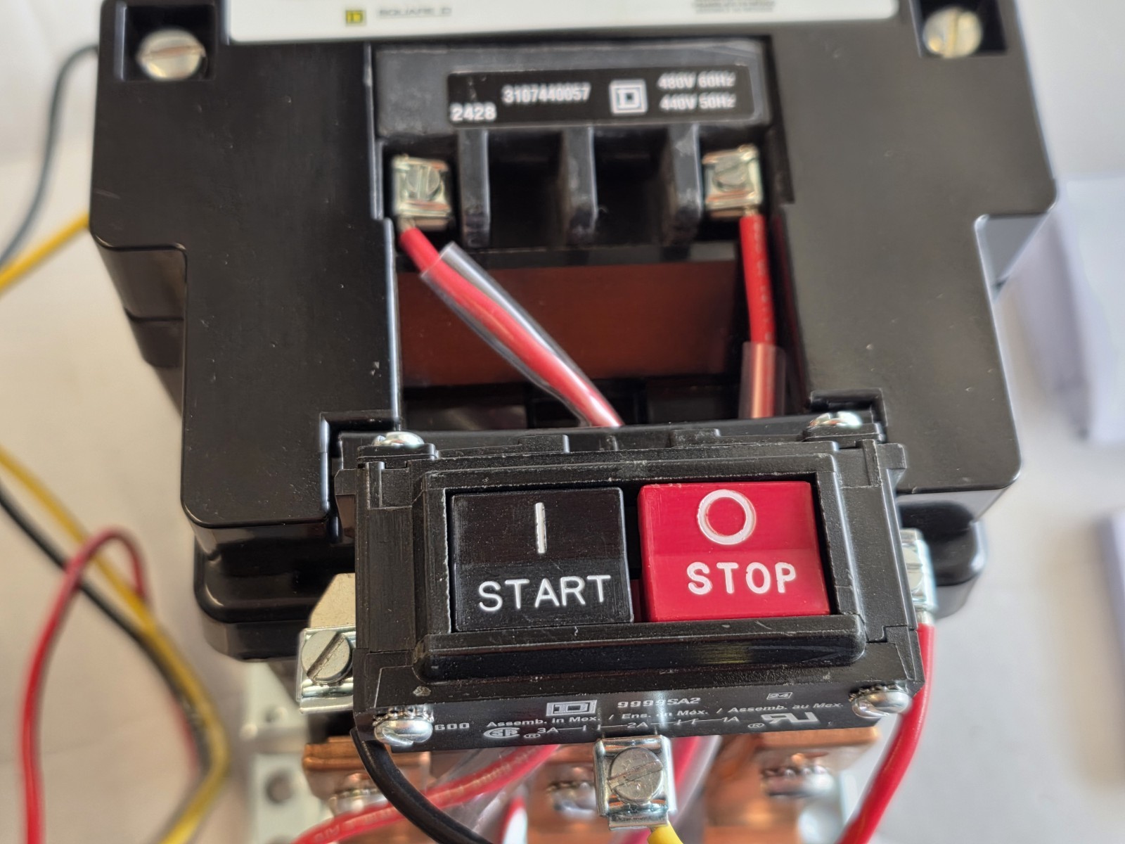 Square D NEMA Size 3 Starter 8536SEO1H30S 600V Max 120V Coil 9065ST320 30-90A OL