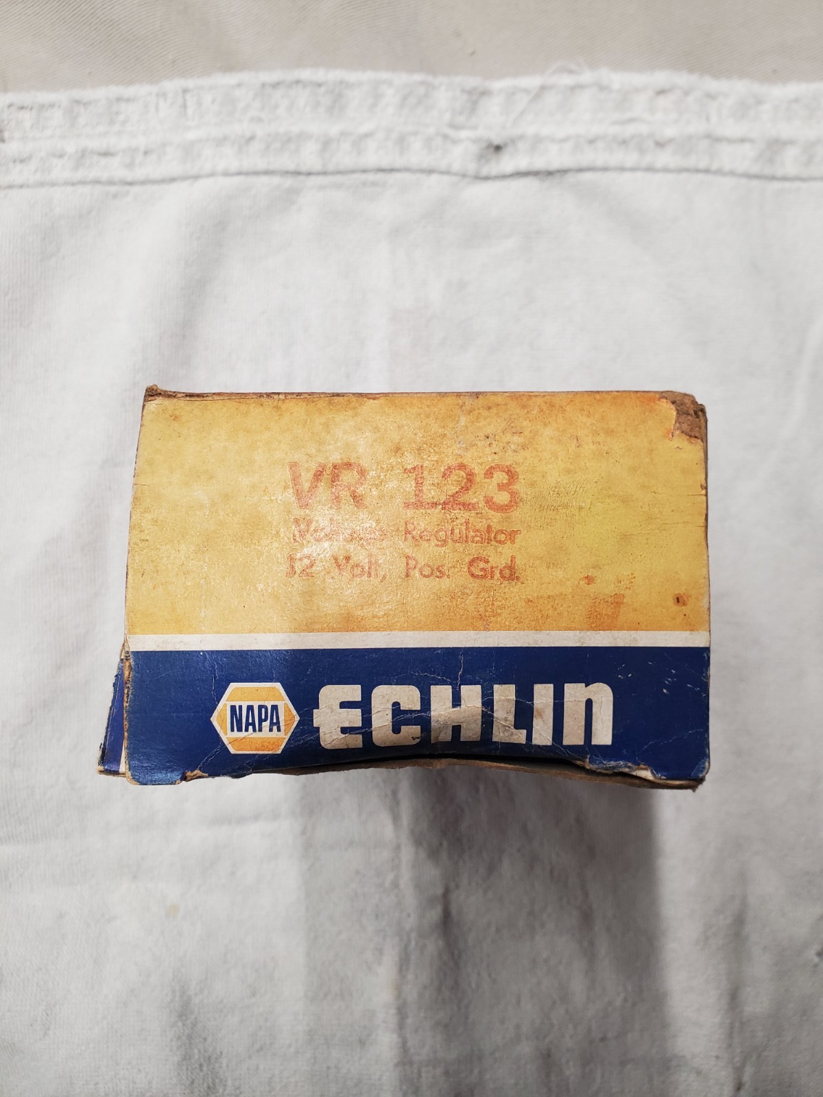 New NOS ECHLIN 12 VOLT 22-26 Amp Voltage Regulator VR 123 AMC GM STUDEBAKER