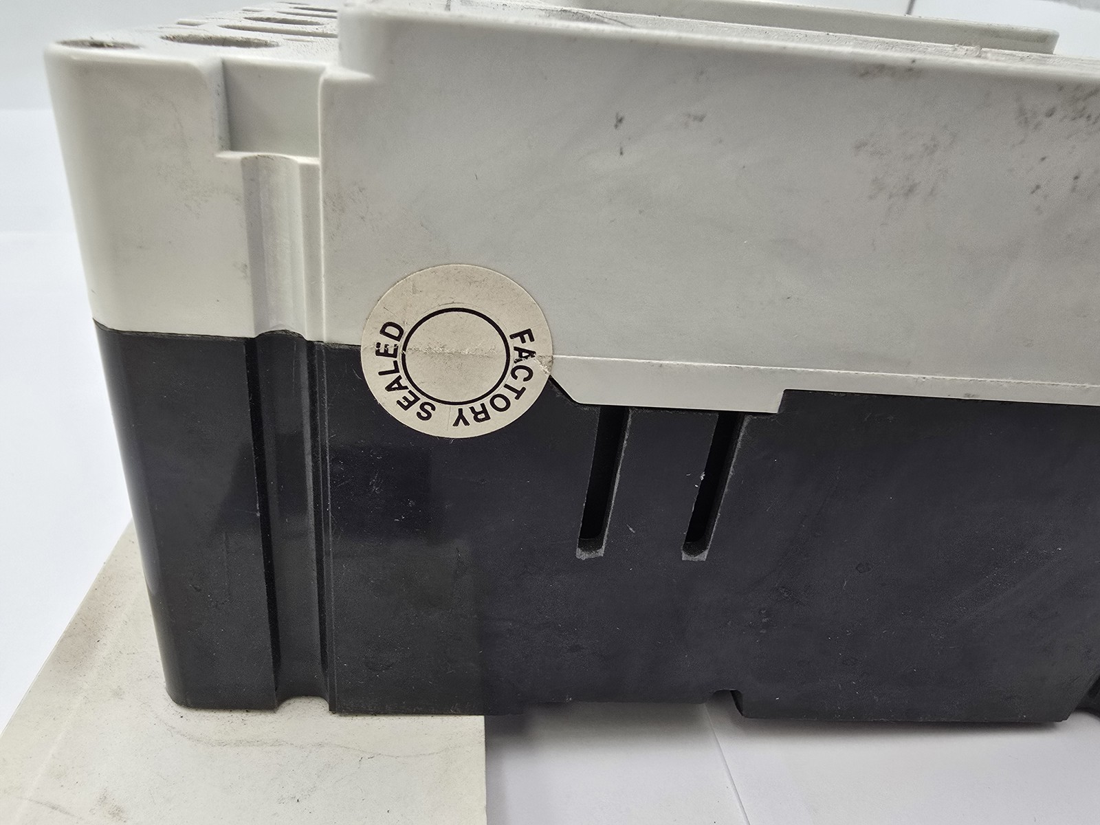Cutler Hammer ED3125 Circuit Breaker 125A 240V 3P Style 6610C75G13