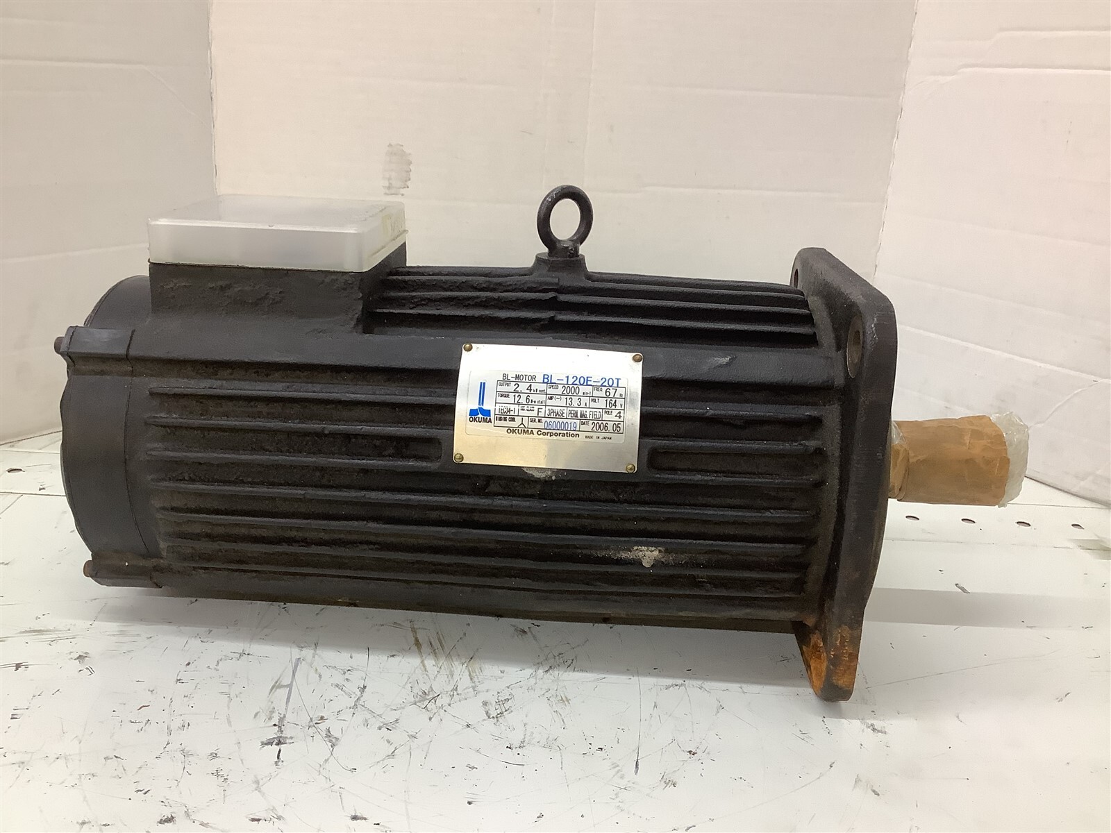 Okuma BL-120E-20T 2.4kW 164V 2000 RPM 4Pole 3PH 67Hz